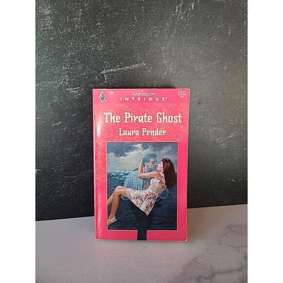 The Pirate Ghost By Laura Pender Paperback - Picture 1 of 10